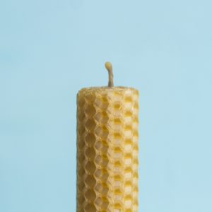 🇱🇹 Natūralaus vaško žvakė PAGAMINTA VIDUTĖS (13 cm)